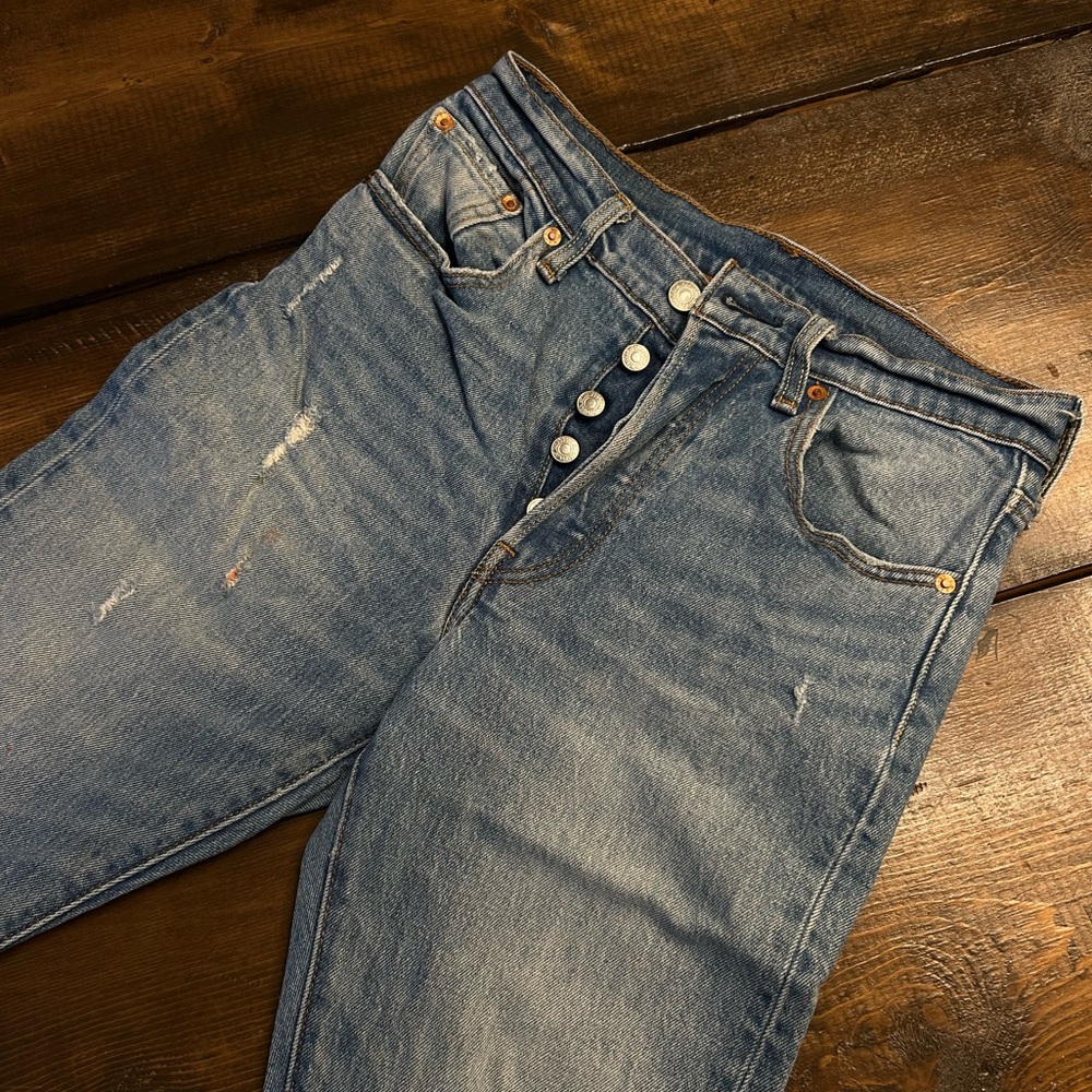 Levi’s Wedgie Straight